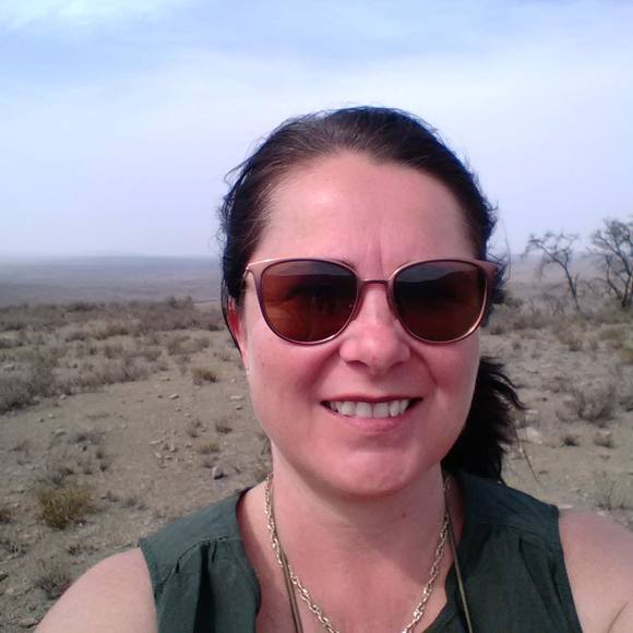 Meet your Posher, Roxanne - Picture 1 of 1